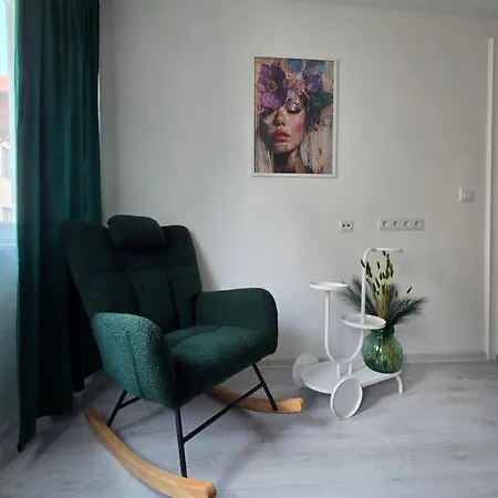 Aura-city-apartment-colorful &