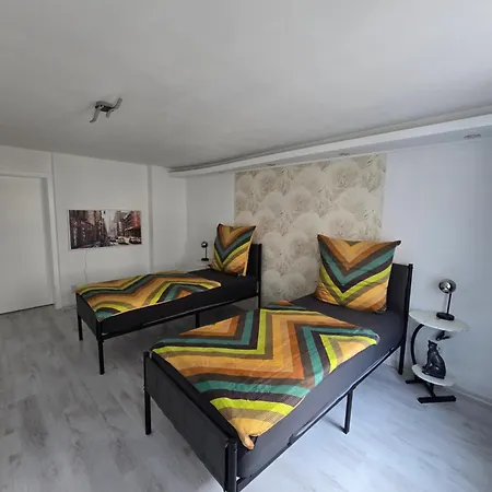 Aura-city-apartment-colorful & Appartement